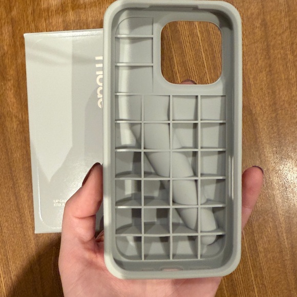 Rhode 16 Pro Lip Case - Picture 4 of 4